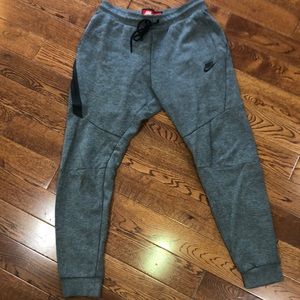 Nike grey jogger size small